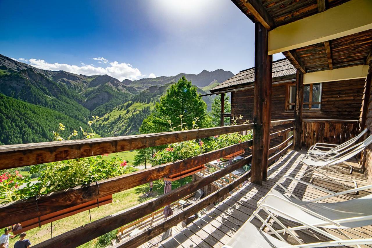 Le Grand Tetras Hotel Saint-Vérand Екстериор снимка