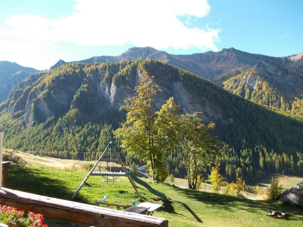 Le Grand Tetras Hotel Saint-Vérand Екстериор снимка