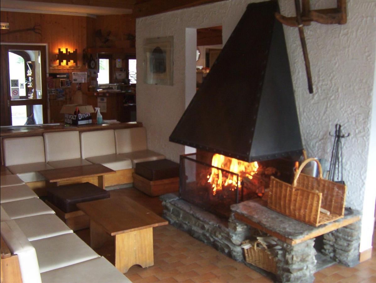 Le Grand Tetras Hotel Saint-Vérand Екстериор снимка